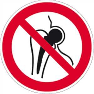 Kein Zutritt für Personen mit Implantaten aus Metall