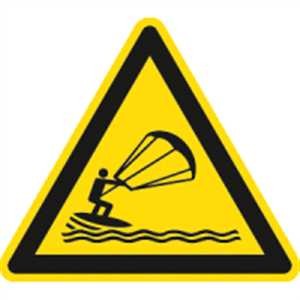 Warnung vor Kitesurfern